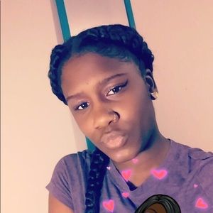 Meet your Posher, Tabitha